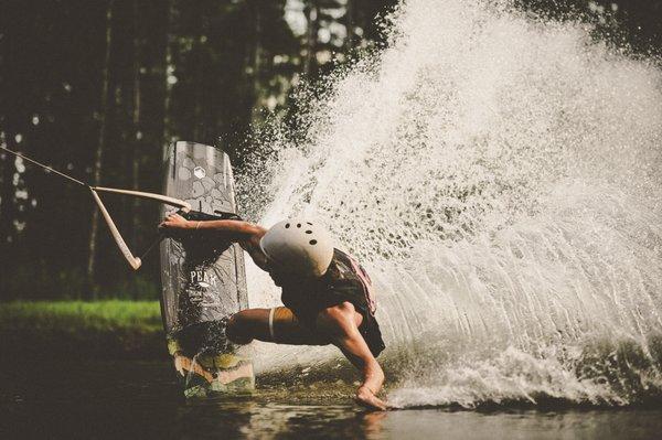 Divide is now running wakesesh.net Wakeboarding, wakesurfing, and wakeskate. come join us on Lake Granby, CO