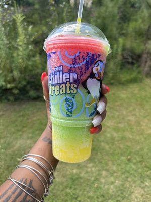 4 slushy flavors: Mango, green apple, fruit punch, pineapple.