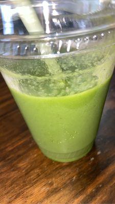 Kale smoothie w/ pineapple