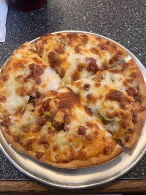 Cheeseburger pizza