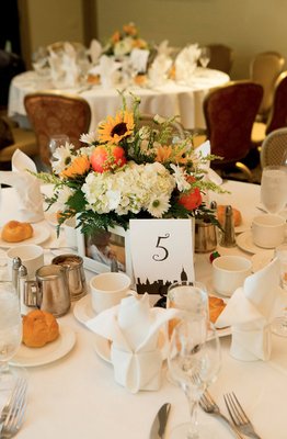 Centerpiece summer sunflowers