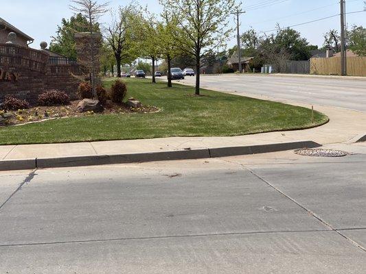 Entrance to the lovely Kingsway neighborhood in Yukon.