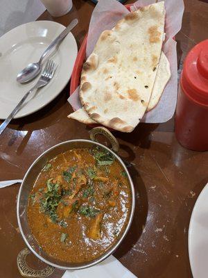 Chicken Karahi, Naan