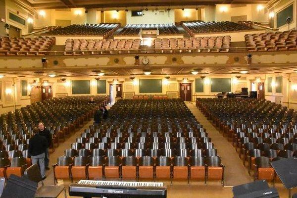 Kenosha's original GATEWAY Theatre (now RHODE Theatre) auditorium and balcony as seen from the stage.