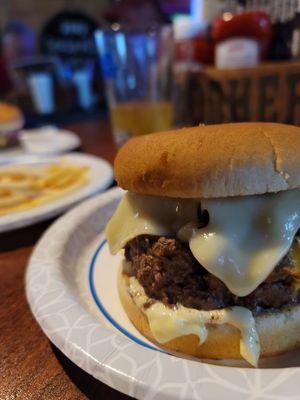 Mushroom Swiss burger: love it!! No veggies!