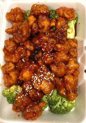 Sesame Chicken. Large portion. Came with rice. Delicious!