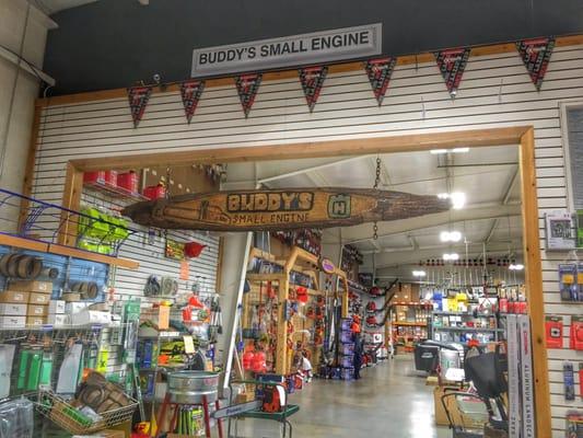 Super knowledgeable & helpful peeps here @ Buddy's Small Engine in Huntsville, AL. 20160421