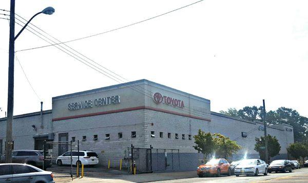 Staten Island Toyota Service Department