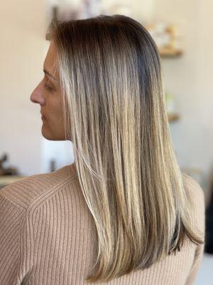 Loved in highlights by kristina @pretty.dirty.hair