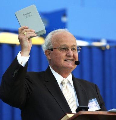 Jehovah's Witnesses Governing Body member spreading the good news