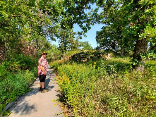 River overlook trail