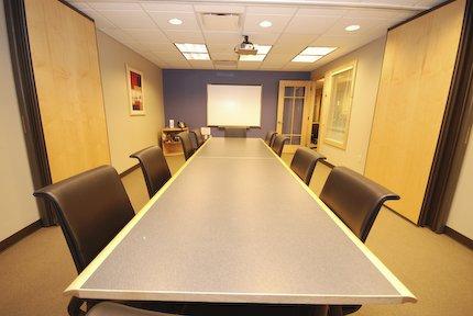 Need a conference room at the hourly rate?