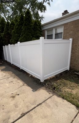 Vinyl fence installation