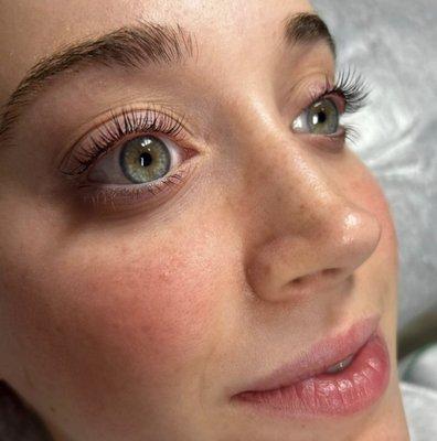 L A S H L I F T

Instantly awaken your eye with this treatment, you won't regret it!