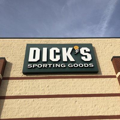 DICK'S Sporting Goods