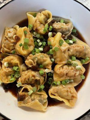 pork & shiitake wontons