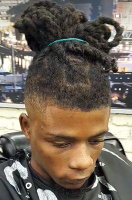 Mid Bald fade