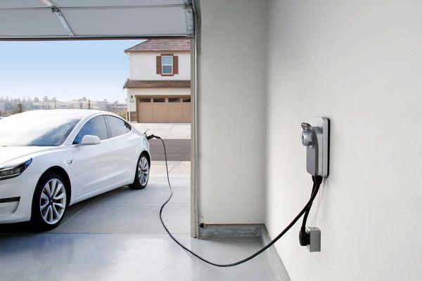 Electric Vehicle Charging Station Installation