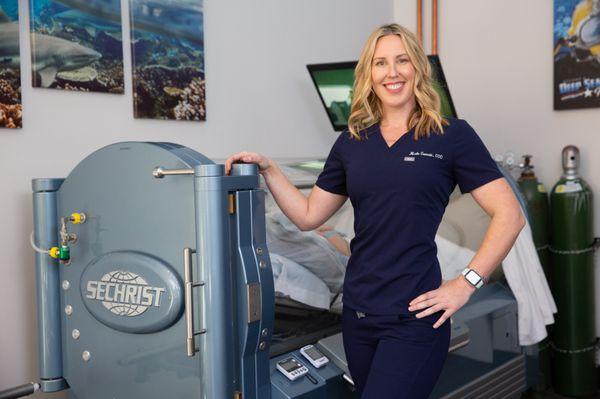 As a Certified Hyperbaric Technician, Nicole will help you with all your questions you may have about Hyperbarics.