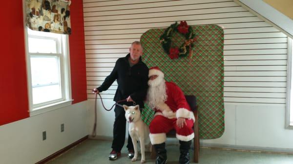 Santa Pawz came to got pawz?  Dog Daycare & Boarding !!  :)