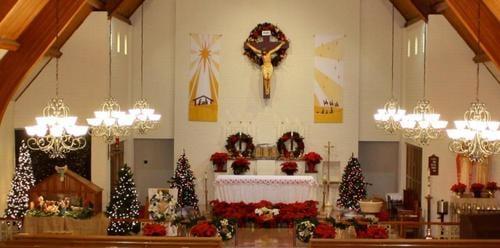 St. Columba in Chowchilla. The decorations for Christmas.