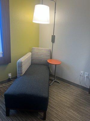 Holiday Inn Express & Suites New Boston, an IHG Hotel