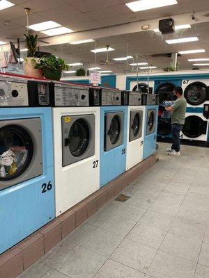 Quality Wash Laundromat