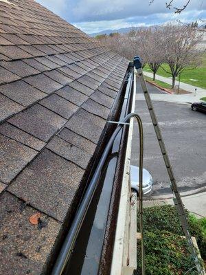 gutters cleaning