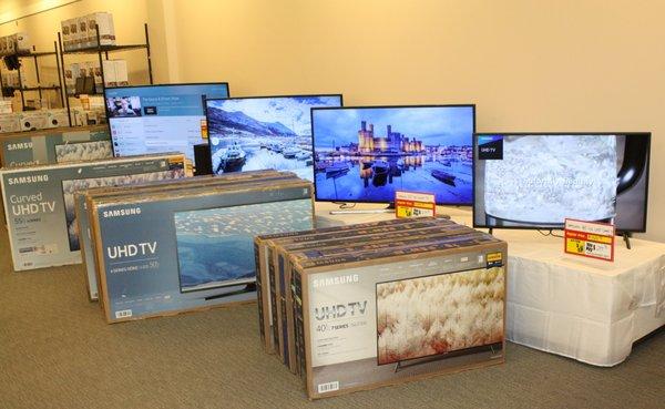 We offer many different screen size model Samsung 4K Smart TVs.