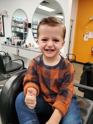 So cute best haircut and happy client