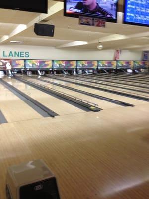 28 lanes