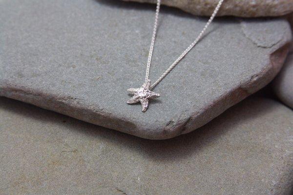 Tiny starfish necklace