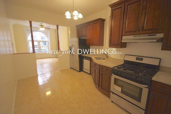 A Large 3BRs in Carroll Gardens