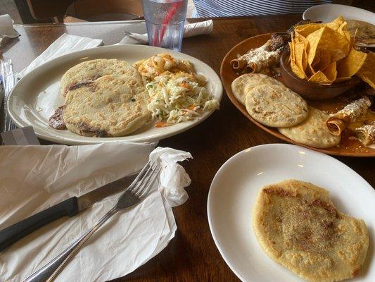 Papusas, Big Plate/Sampler