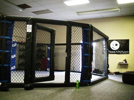 We have a full size cage!  Check out http://www.nolabjj-metairie.com for a 30 day free trial!