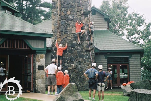 Experiential Activities - Chimney Climb