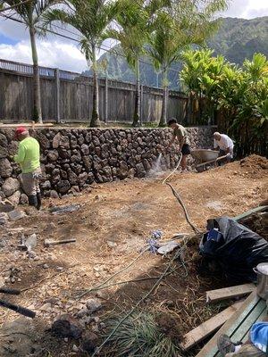 New 5'-0" retaining wall @ Kahaluu