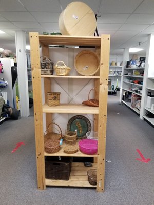 Baskets endcap