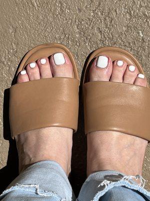 Basic pedicure with gel.