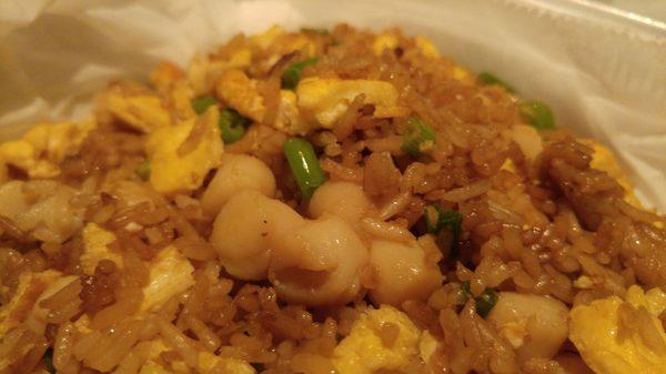 Peruvian fried rice with scallops.VERY tasty! This was delivered & was still HOT when we opened it up!!! NO complaints here! We 3 P2G!