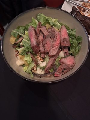 Portobello salad with steak