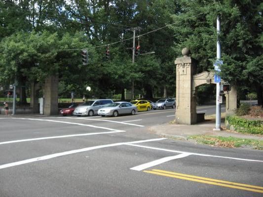 The "gates of Laurelhurst."