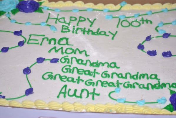 The cake from the bakery dept at Piggly Wiggly. Really!!!!! Like I said my 7yr old grandson could have done just as well.