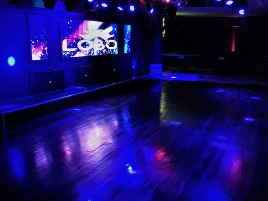 Lobo Nightclub