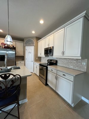 An updated backsplash for this beautiful kitchen!