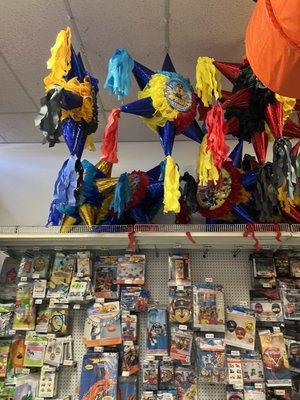 Custom piñatas, variety of themes