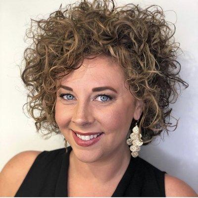 Women's Curly Style