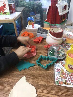 Let's have some fun with the Play-Doh.  Let's talk about what we are making!Nice job!