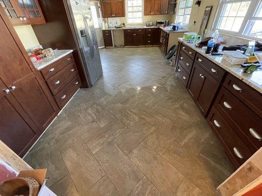 Herringbone tile anyone?