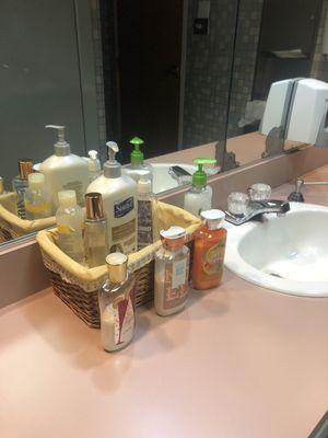 Nice clean bathroom